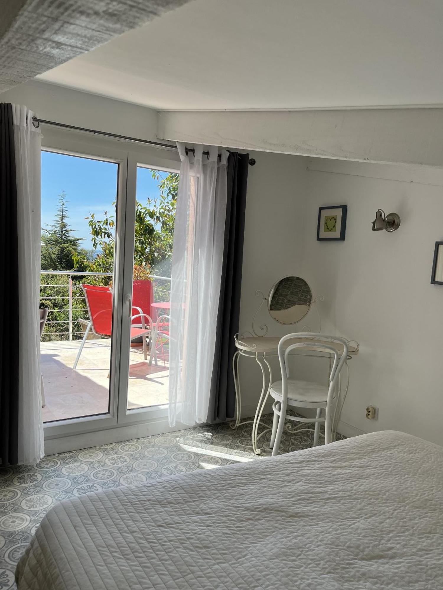 Hotel Le Patio テウル・シュル・メール エクステリア 写真